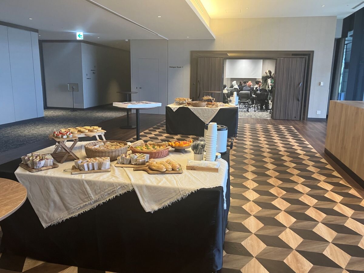 Cross Lounge｜奥 Dialogue Room 1（リハーサルルーム）